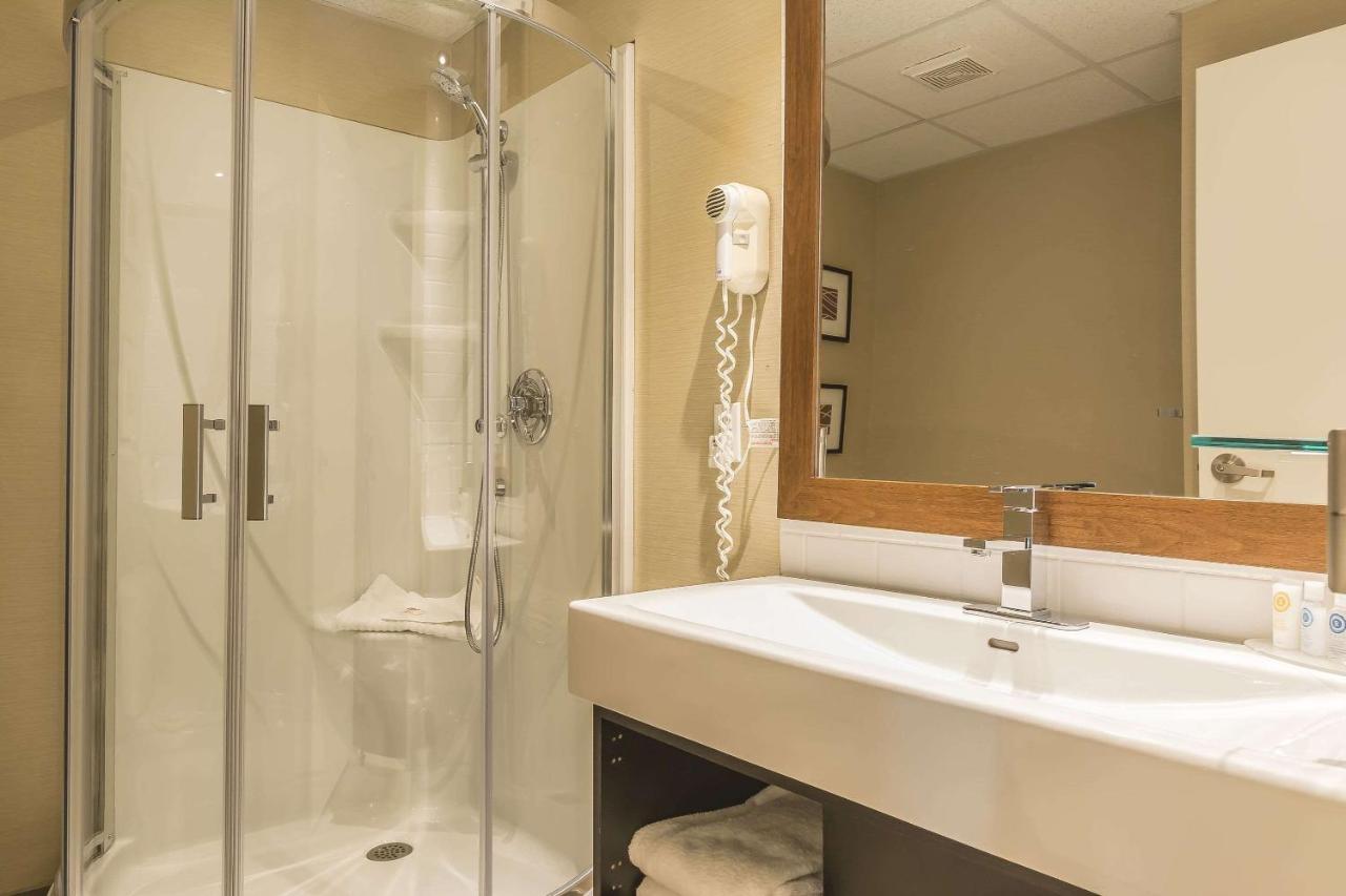 Comfort Inn Saint-Georges Zewnętrze zdjęcie